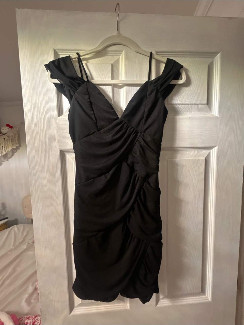 Lavish Tuscaloosa Medium Black Ruched V-Neck Mini Dress